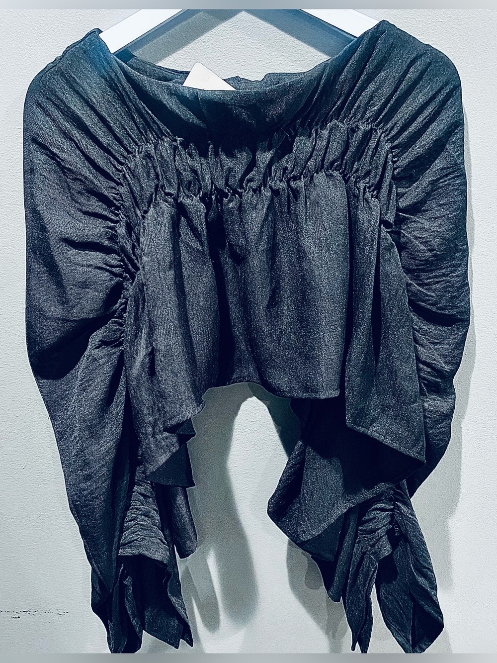 Musera Black Ruched Ruffled Off-Shoulder Crop Top with Oversized Sleeves NWT S